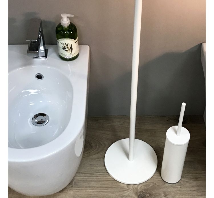 Linea Tre Accessori Bagno.Piantana Bagno Freestanding Con Porta Salviette Tre Aste E Porta Dispencer Arredo Bagno Minimal