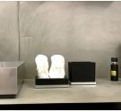 Porta-sapone-vetro-satinato-per-arredamento-da-bagno-produzione-arredamento-artigianale-made-in-italy-bagno-minimal-geometria